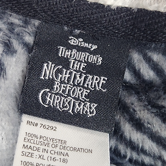 The NIGHTMARE BEFORE CHRISTMAS Fleece Onesie - Picture 12 of 12